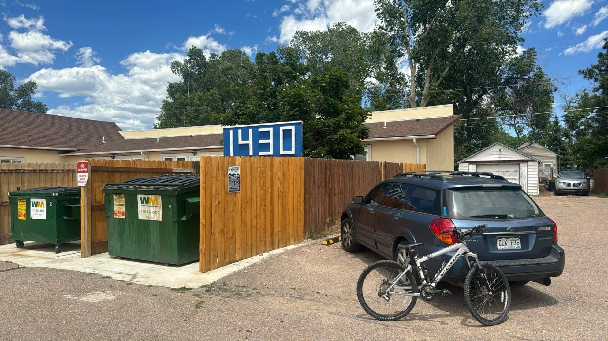 Kona Kikapu Silver, gray or bare metal