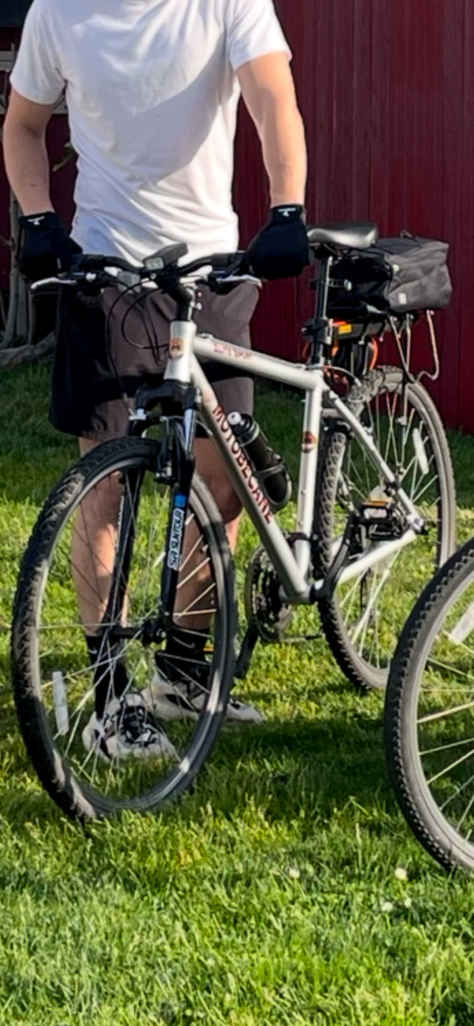 2022 Motobecane J Elite DLX24 Silver 19in Silver, gray or bare metal