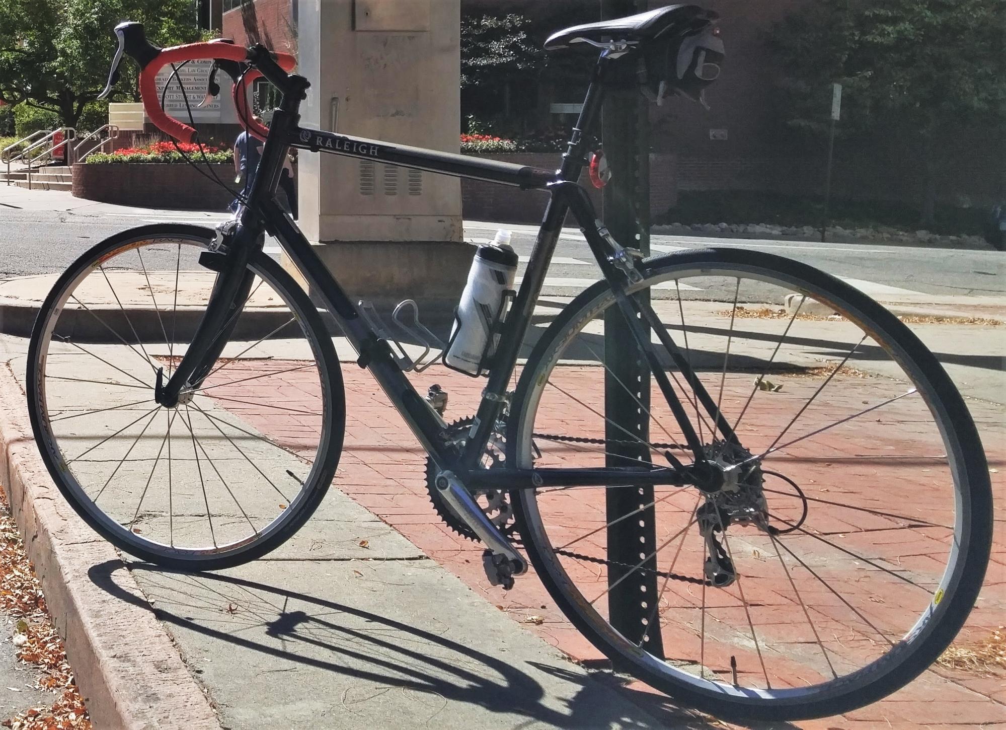 2017 Raleigh Cadent 2.0 Black