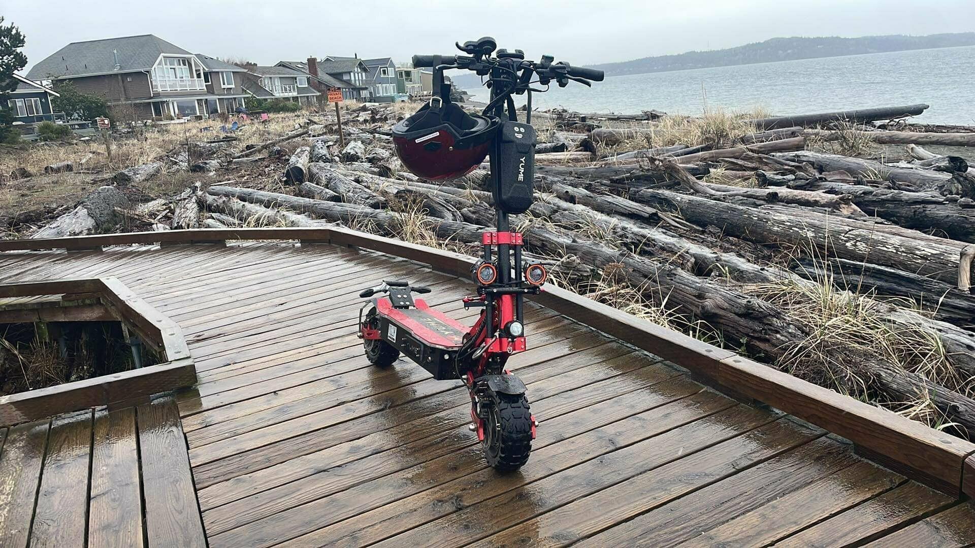 2022 Yume x11 e-scooter Red