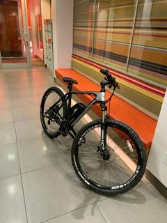 NCM eBikes Prague Silver, gray or bare metal