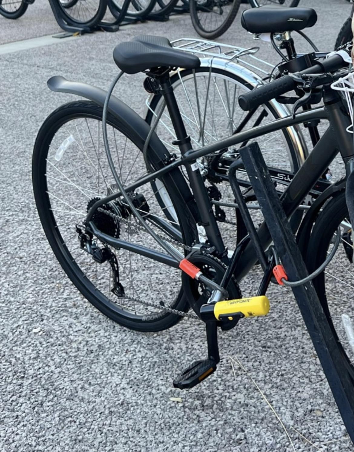 2023 Trek FX 2 Disc Black and Silver, gray or bare metal