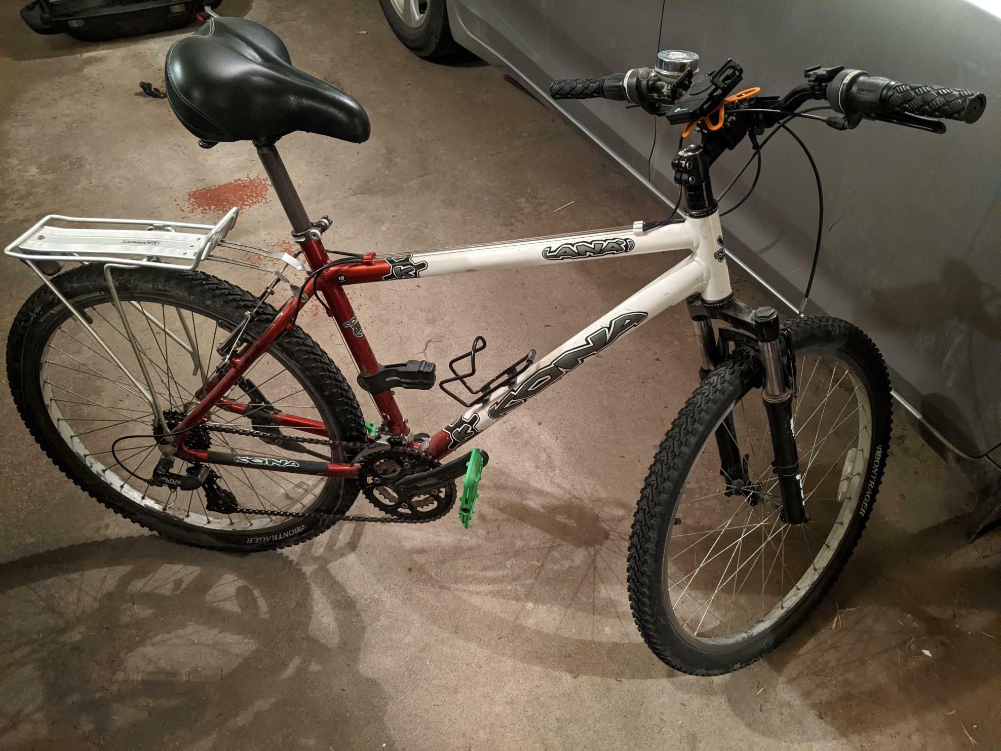 2002 Kona Lana'i White and Red