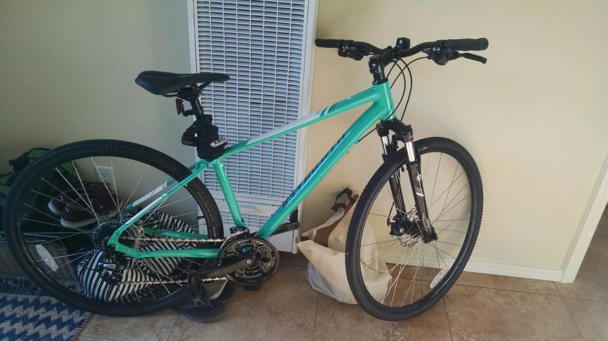 Specialized Ariel Disc Green and White