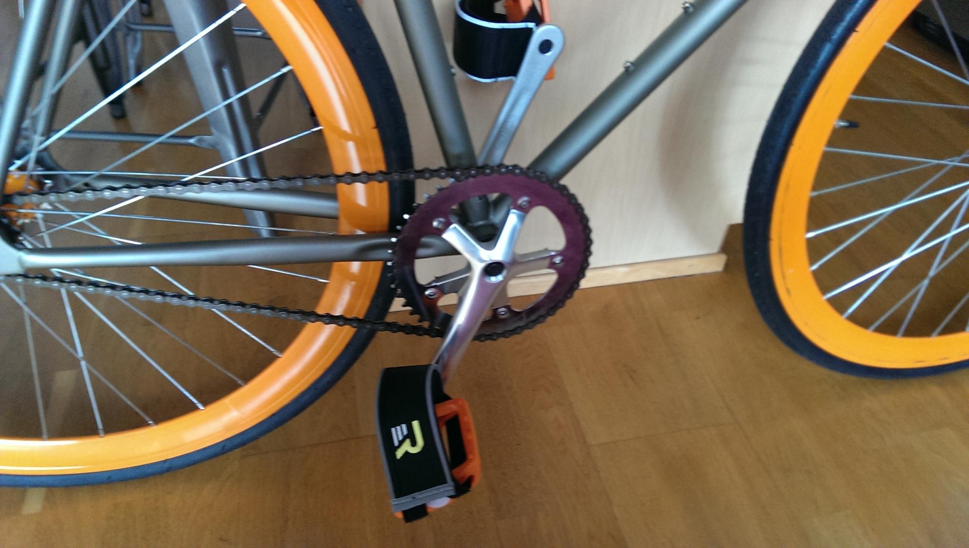 2015 Vilano Rampage Silver or Gray and Orange