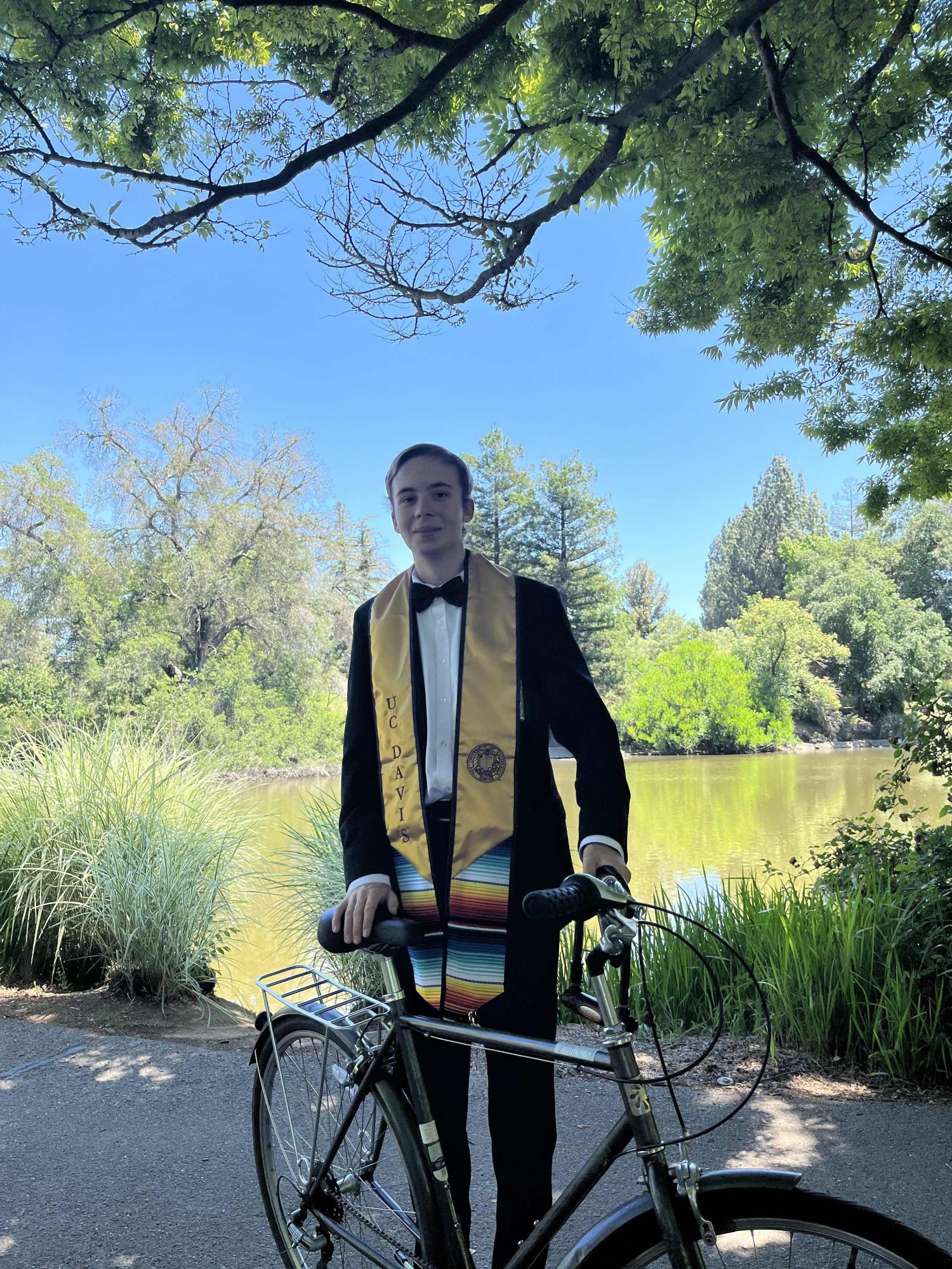 Sun Diamond Silver, gray or bare metal