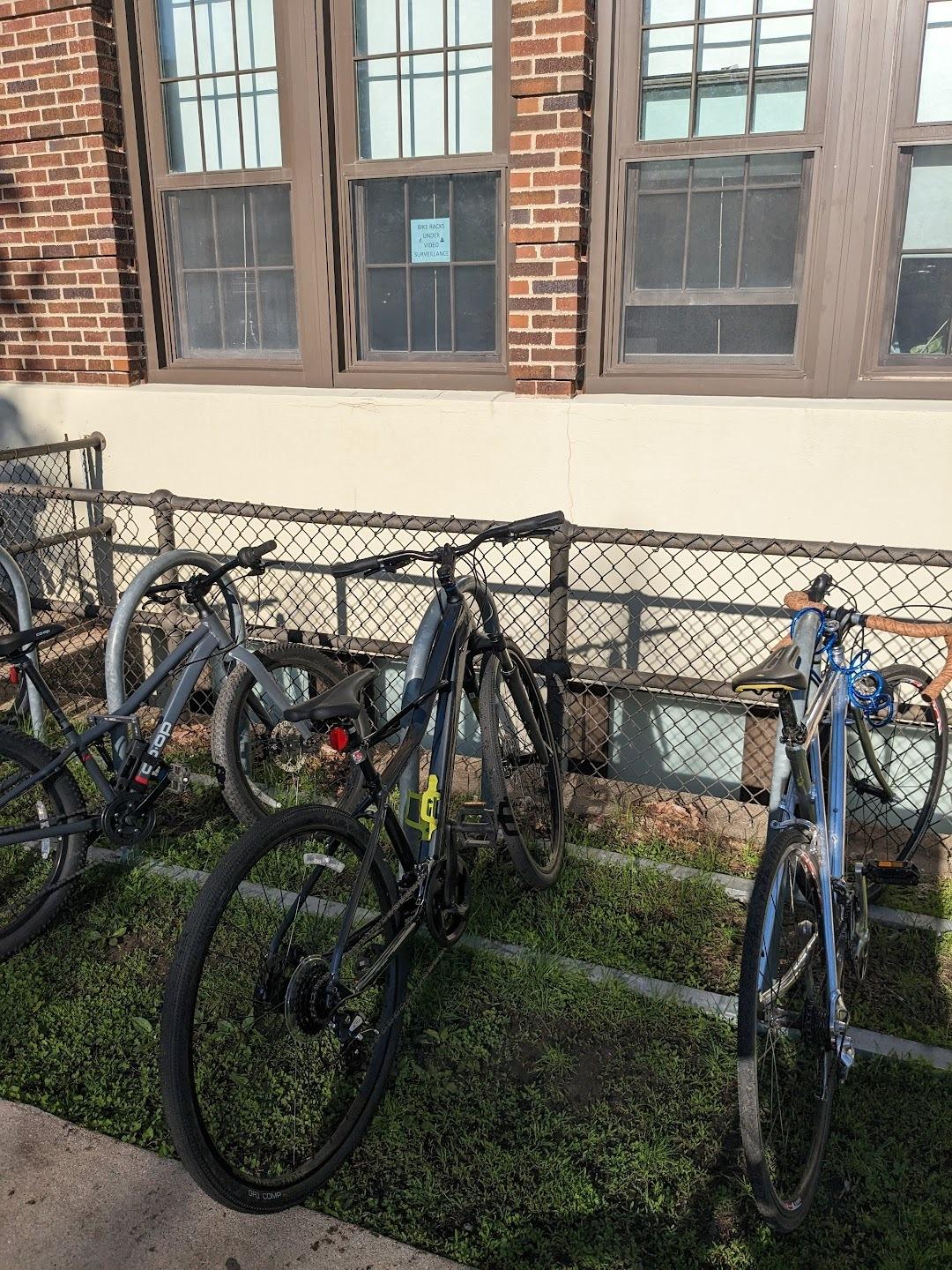 2022 Trek Dual Sport 1 S Black