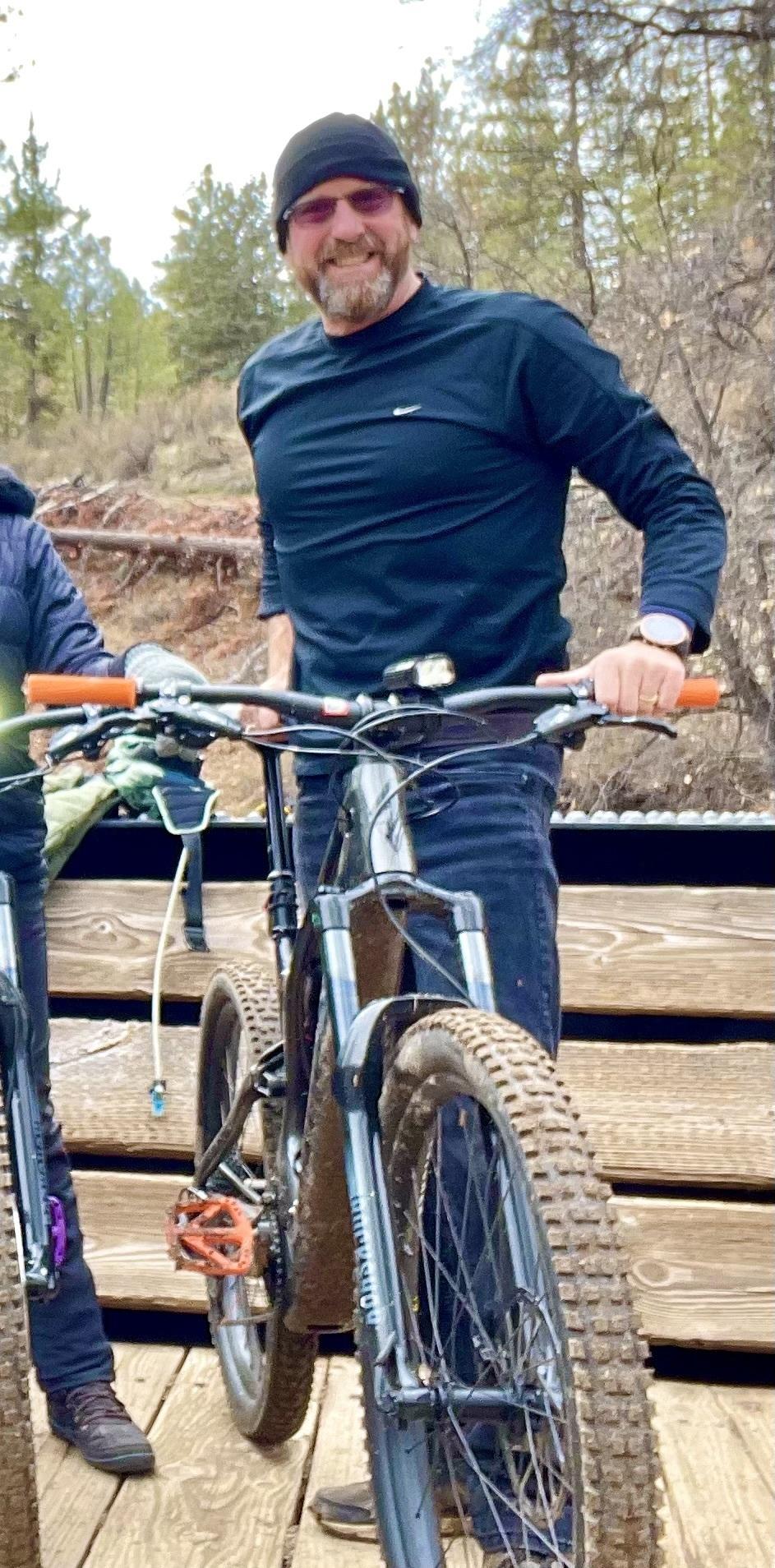 2023 Specialized TurboLevo Silver, gray or bare metal