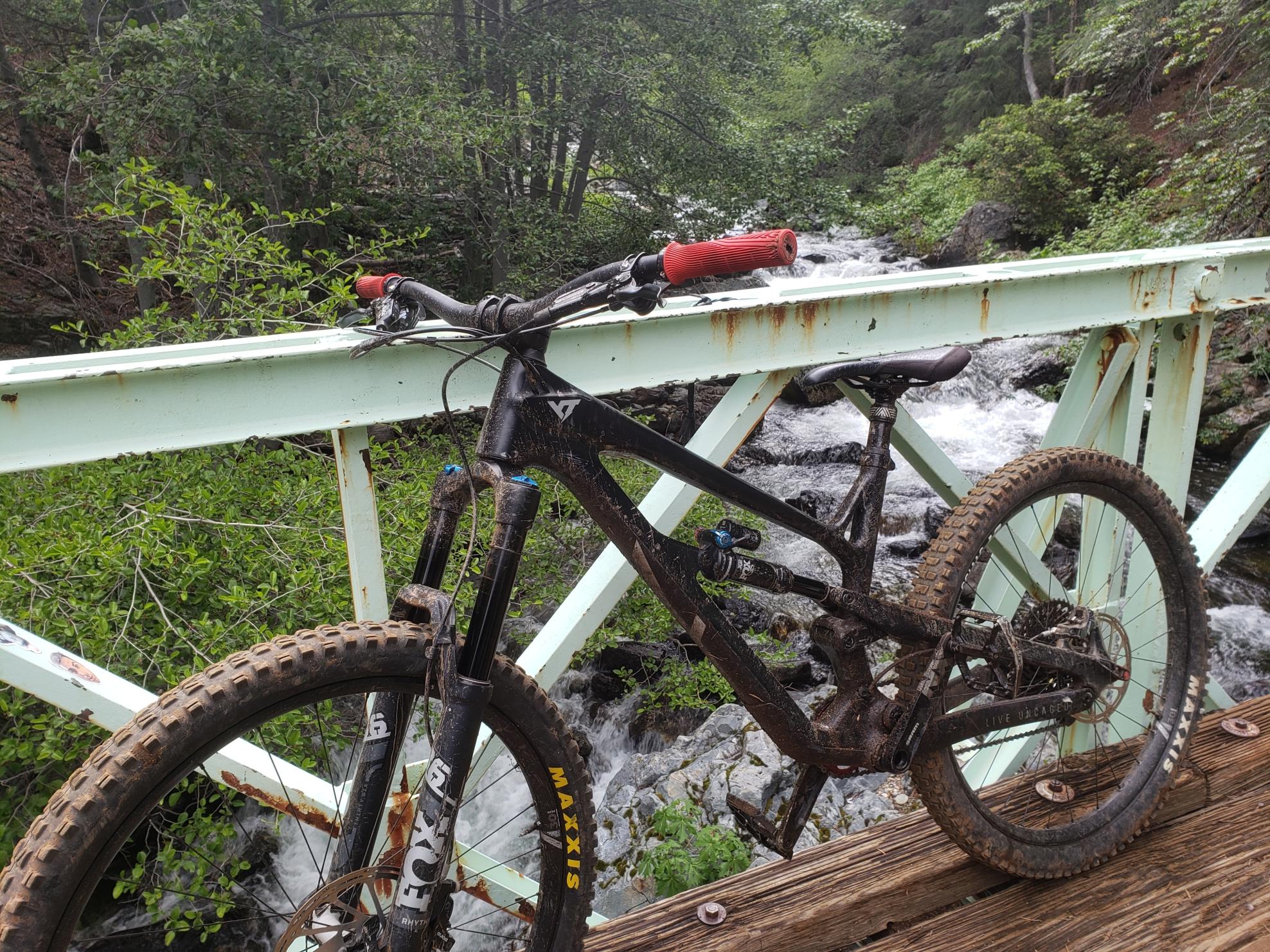 2020 YT Jeffsy Black