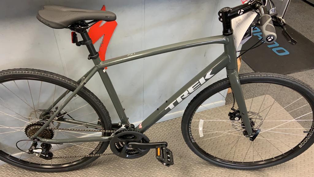 2021 Trek FX1 Disc Silver, gray or bare metal