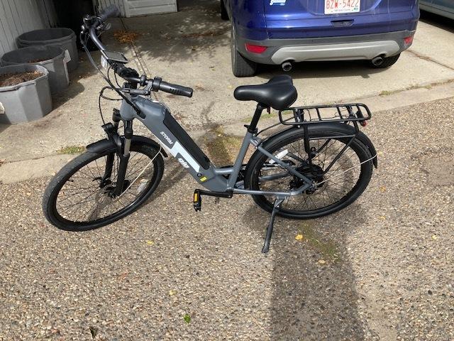 2021 Gio Storm Silver, gray or bare metal