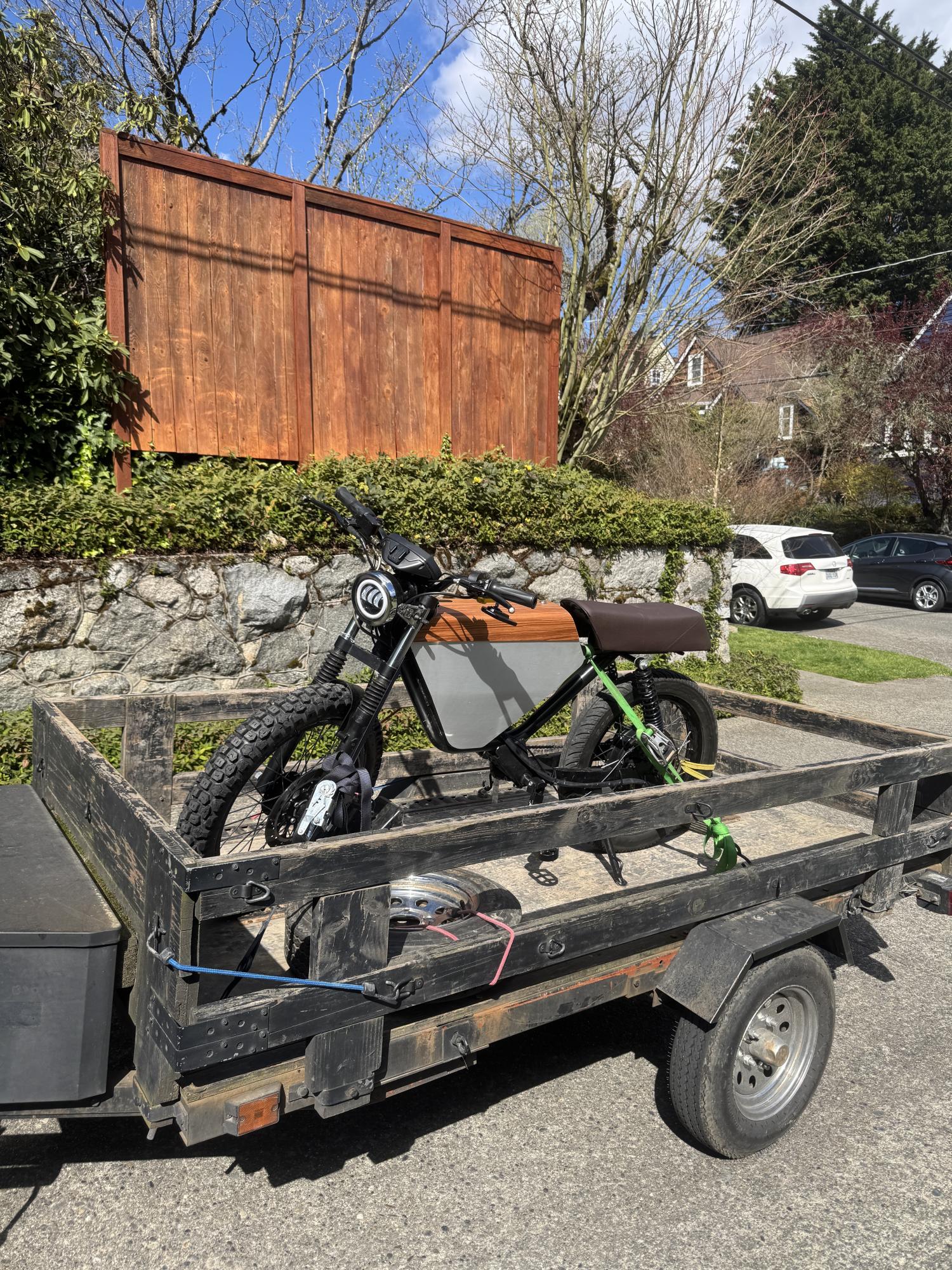 2023 Onyx Rcr Silver, gray or bare metal and Brown