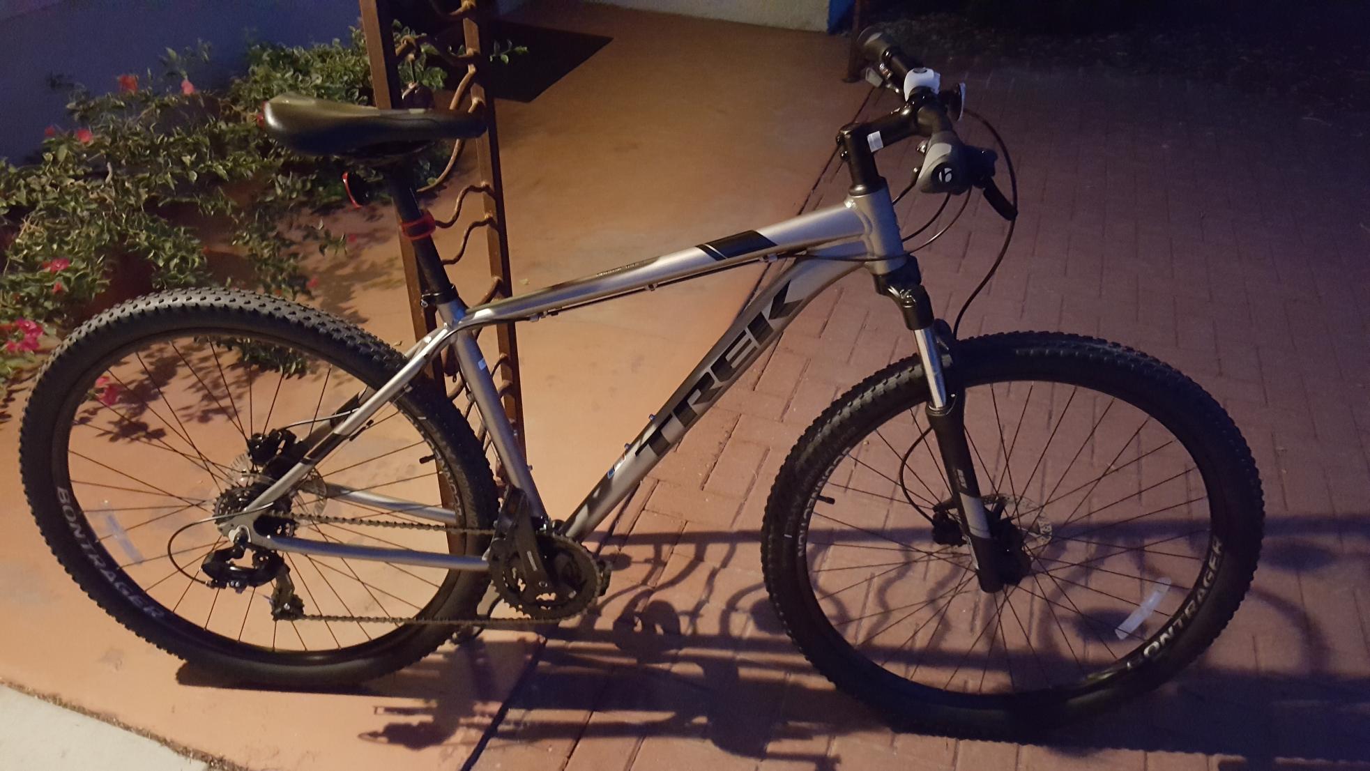 2018 Trek Marlin 5 Silver, gray or bare metal