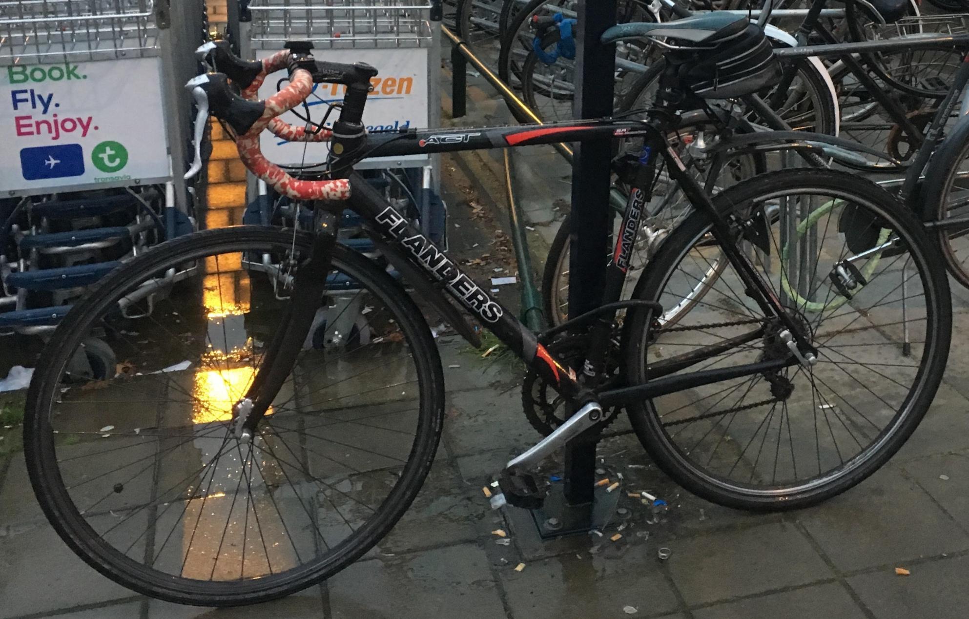 2008 Flanders 1009553Bk Black