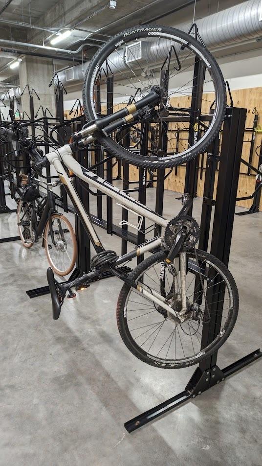 2013 Trek 8.4 DS White and Yellow or Gold