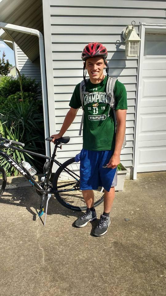 2016 Trek 8.3 DS 19in frame Black and Blue