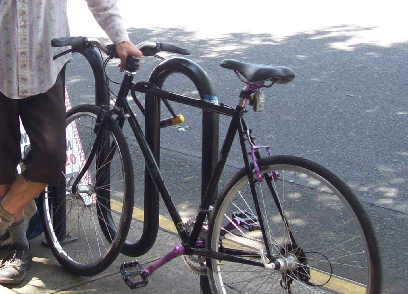 2010 Soma Double Cross  Black