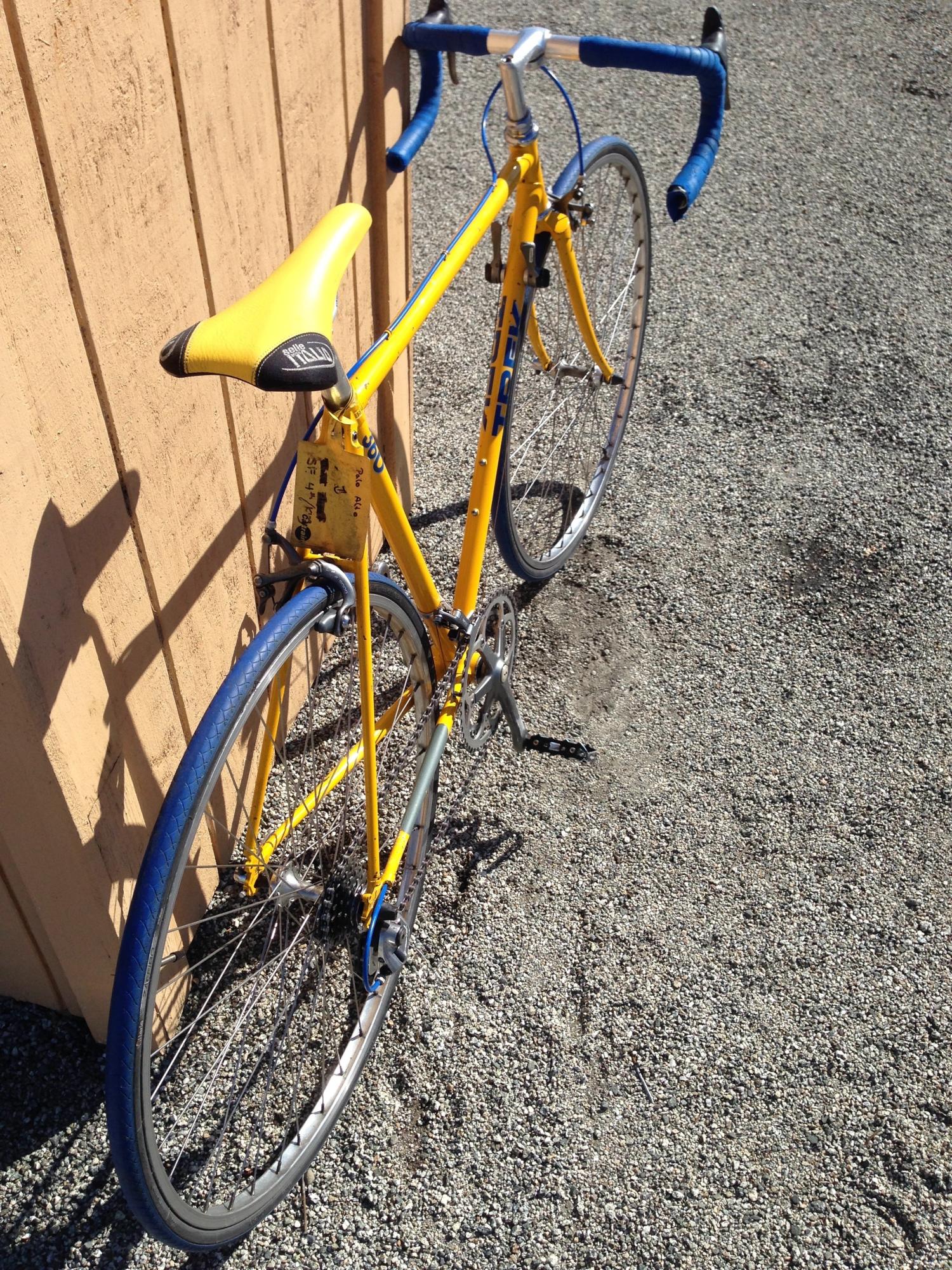 Trek Velo 360 Yellow or Gold