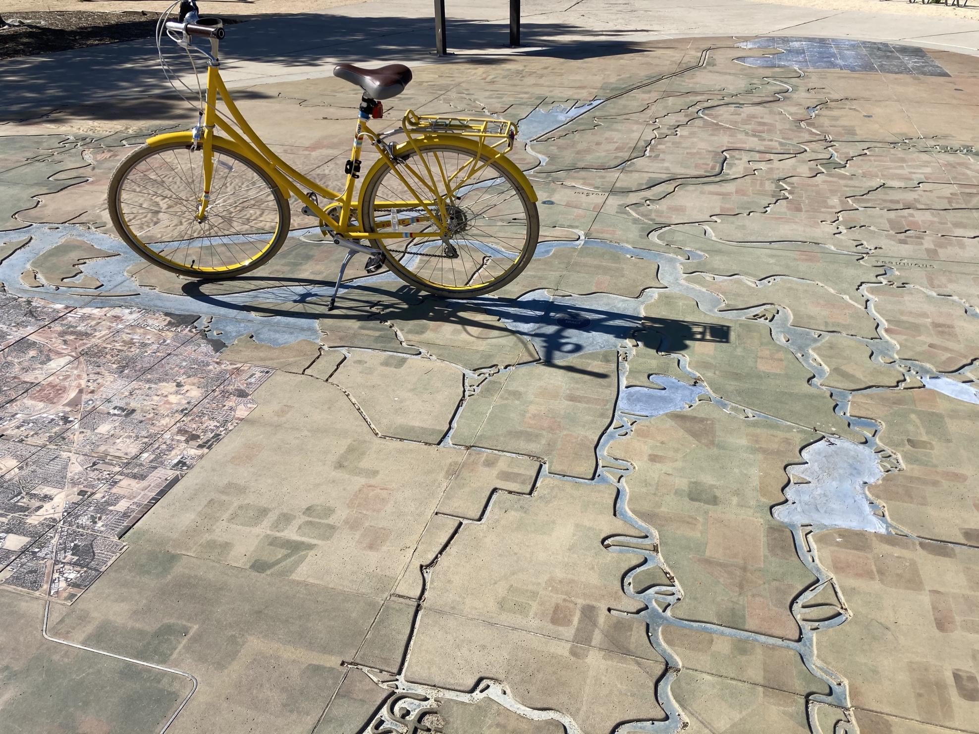 2007 PUBLIC bikes C7 Yellow or Gold