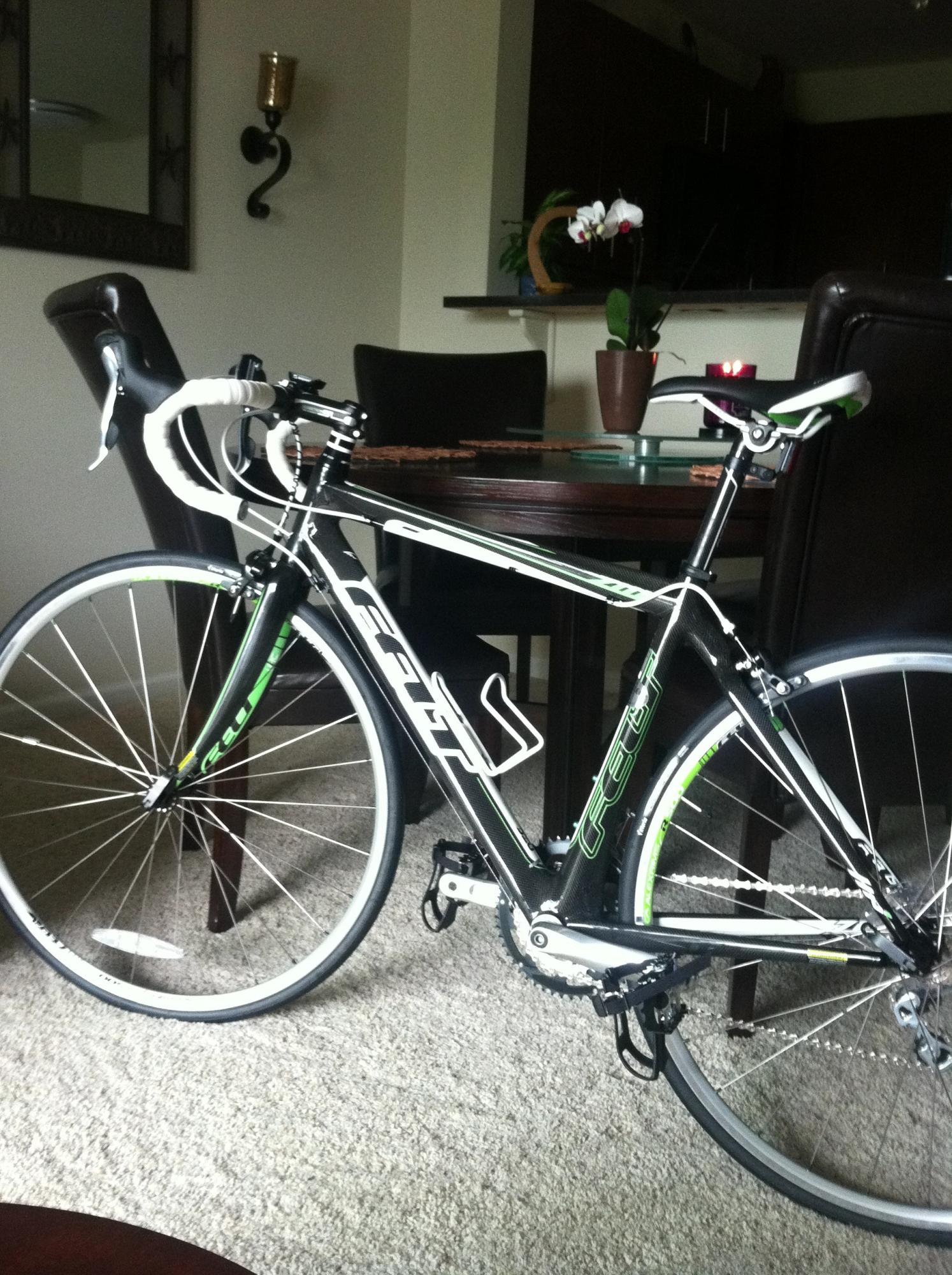 2012 Felt ZW6 Full Carbon   Black, White, and Green