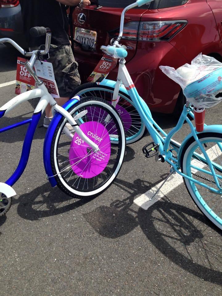 2015 Schwinn cruiser Blue