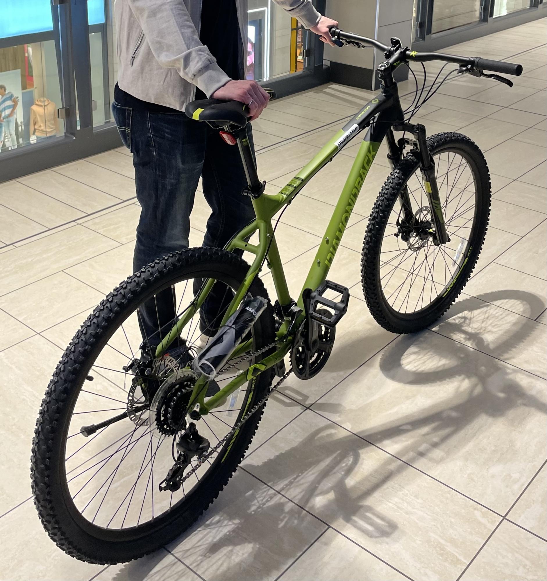 2022 Diamondback Green