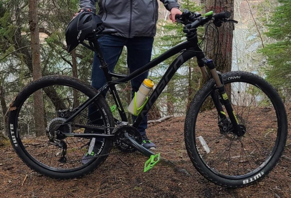 2016 Norco Bikes Charger 3 Black and Green
