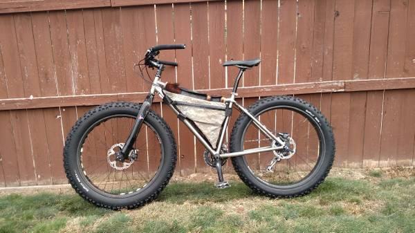 2012 Carver O'Beast Silver or Gray