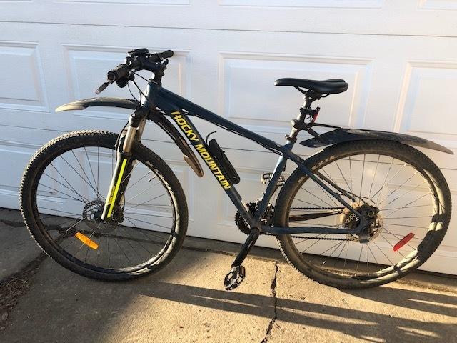 2017 Rocky Mountain Bicycles Fusion 920 Blue