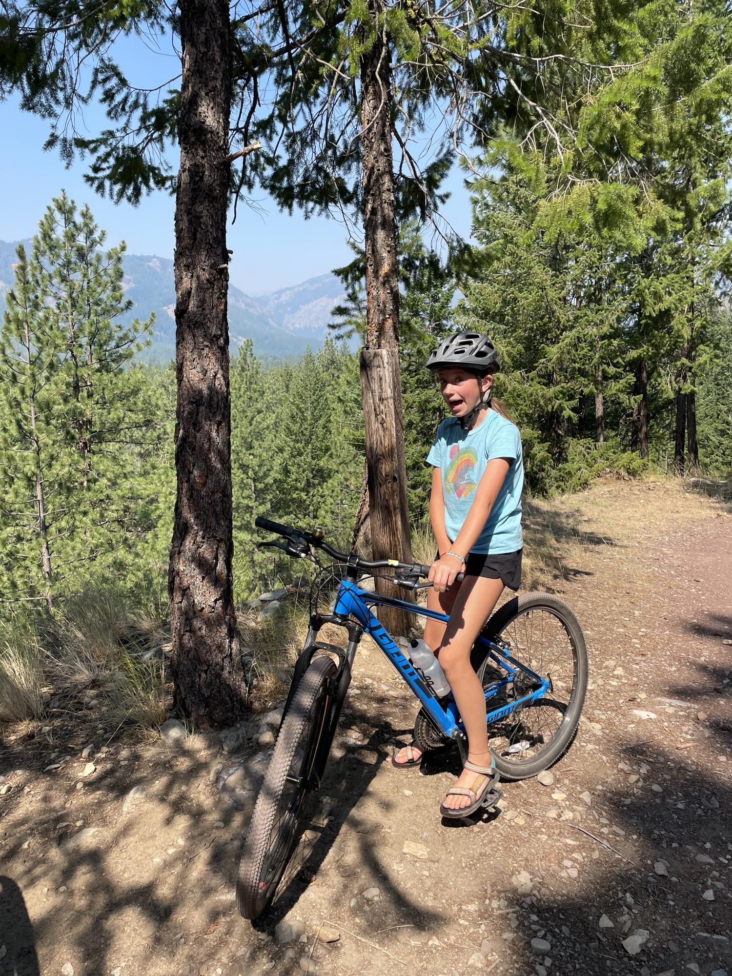 2021 Giant Atx 3 Sm Blue