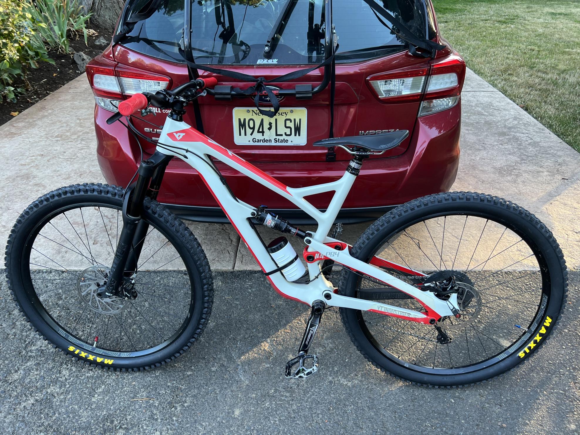 2018 YT Jeffsy White and Red