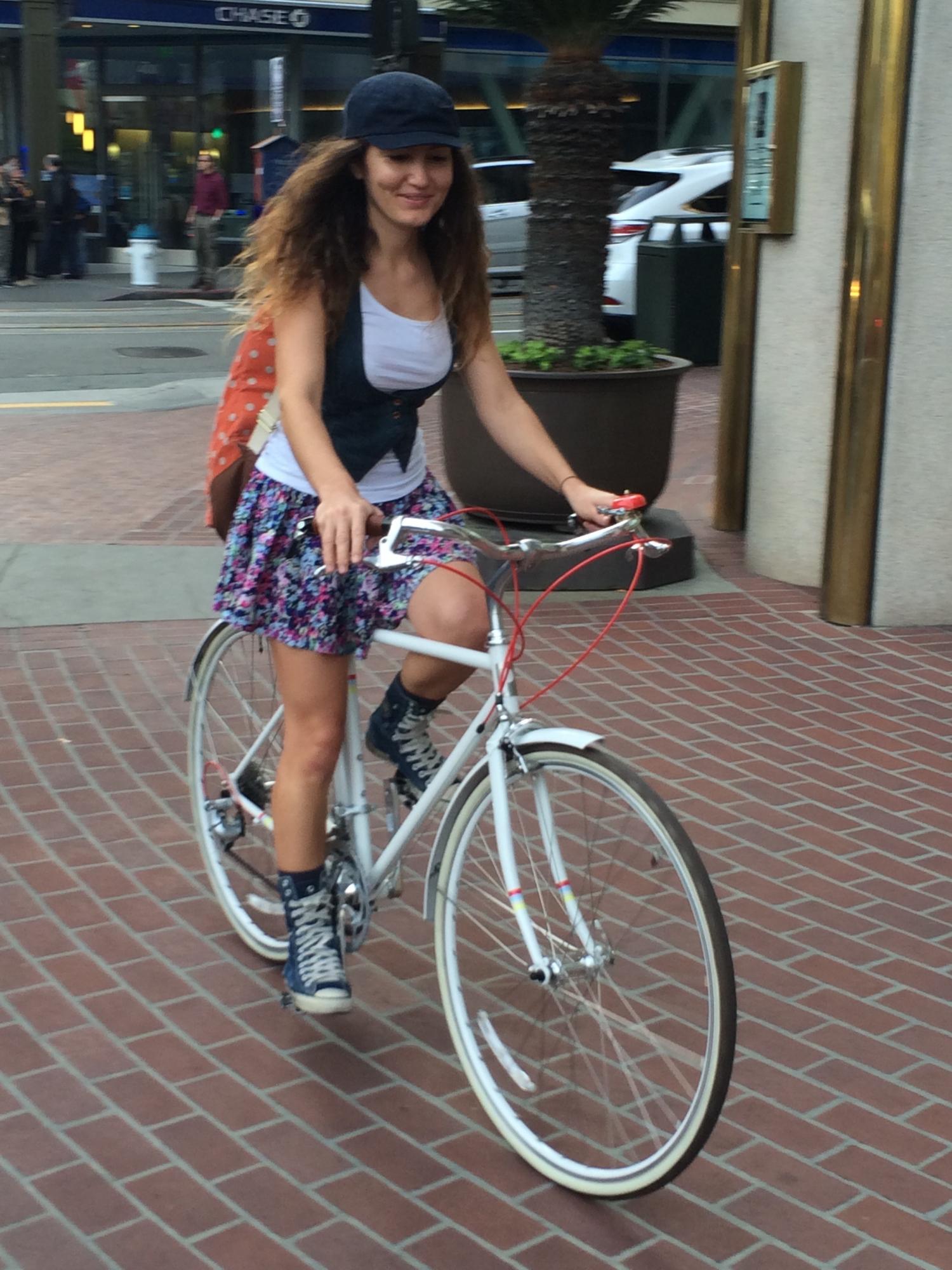 2014 PUBLIC bikes R24 White