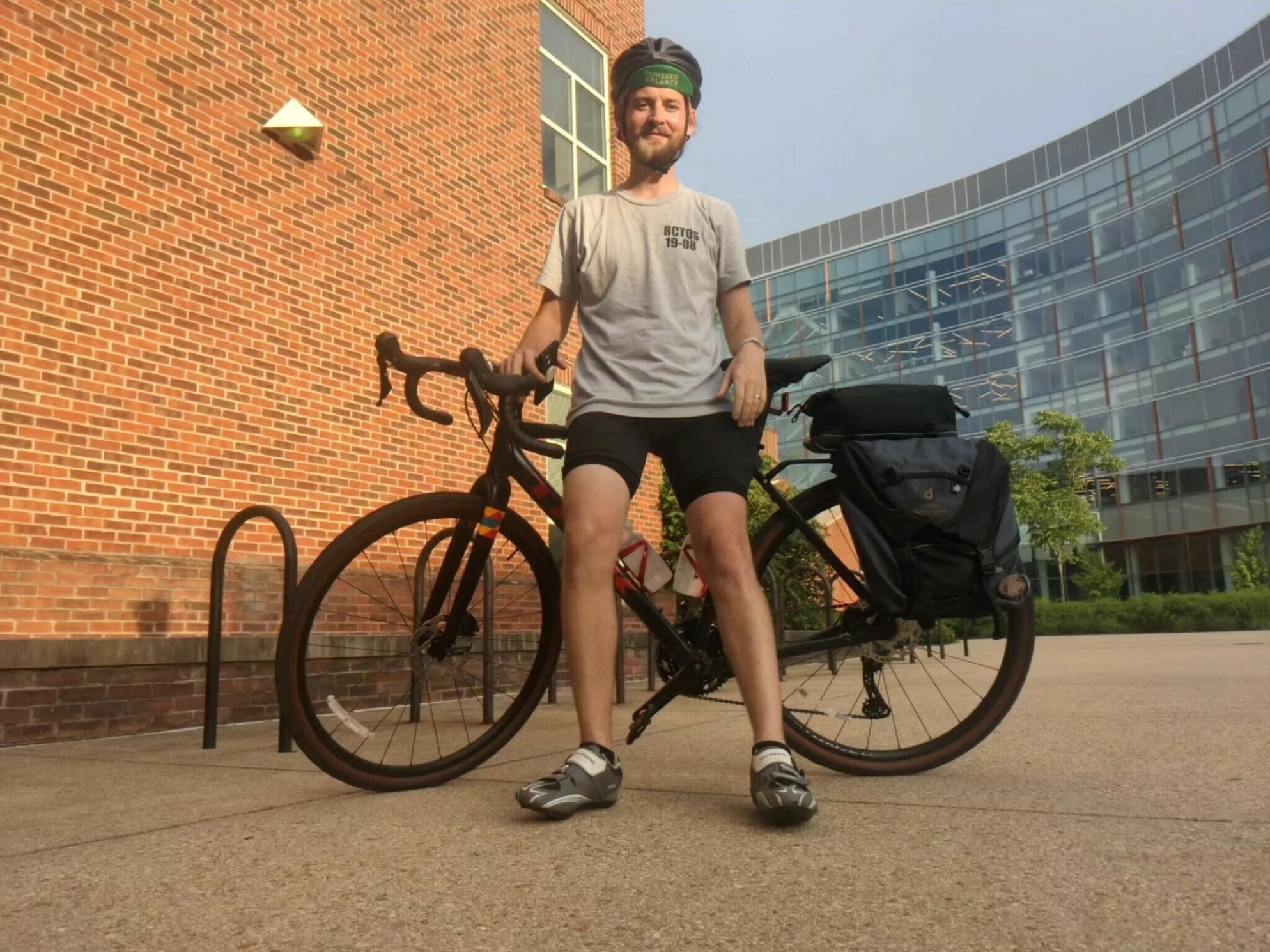 2022 Trek Checkpoint Black