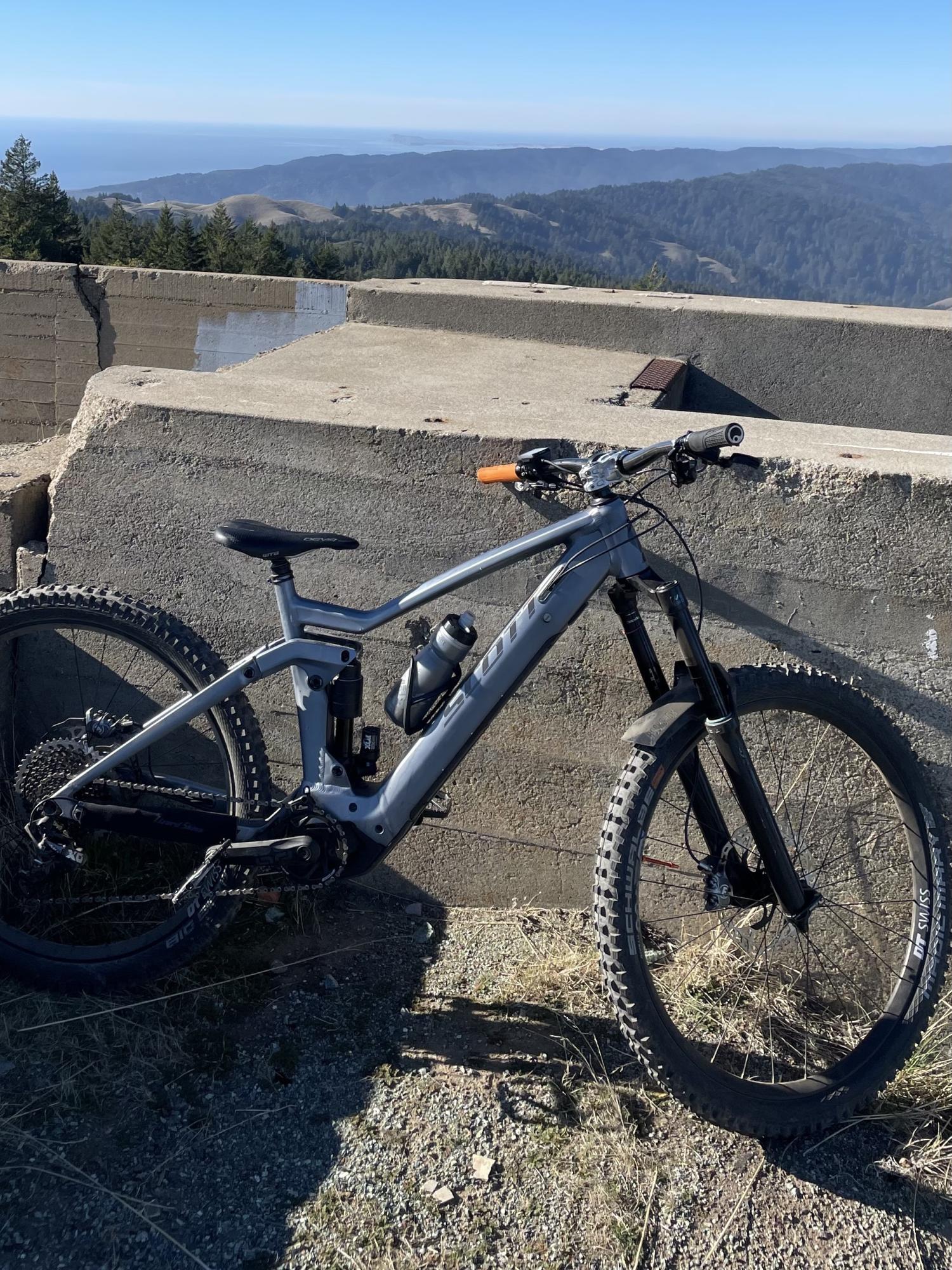 2022 SCOTT Ransom E-Ride 920 Silver, gray or bare metal