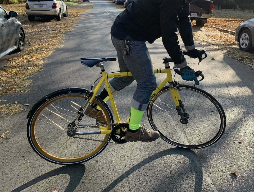 Schwinn Madison Yellow or Gold