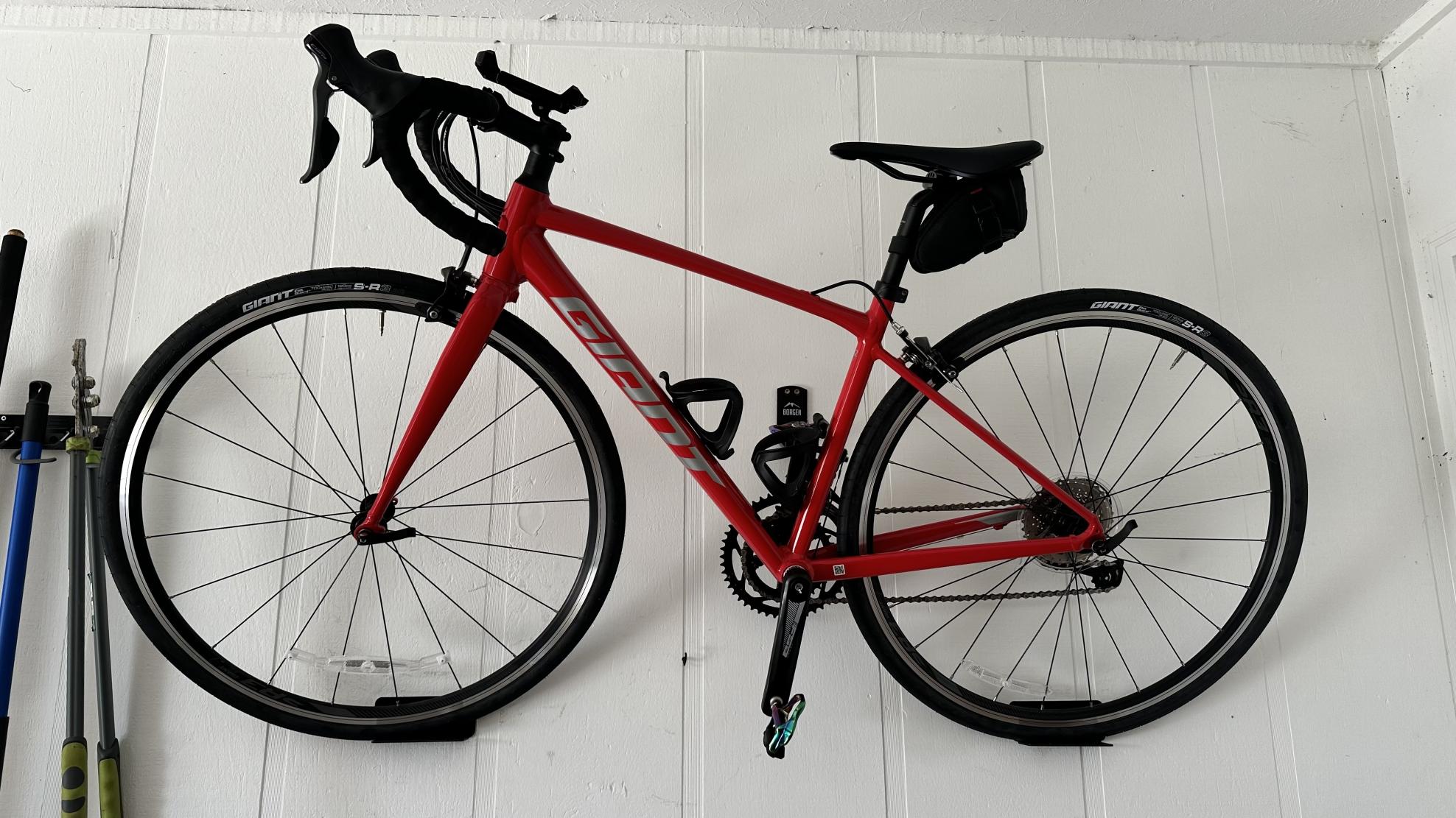 2021 Giant Contend 3 Red