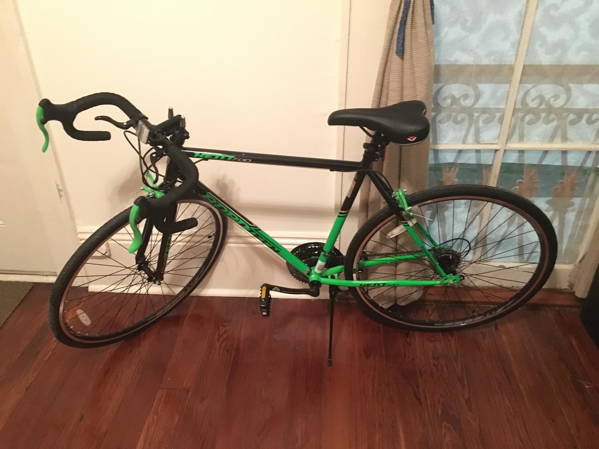 2016 Kent 700 Black and Green