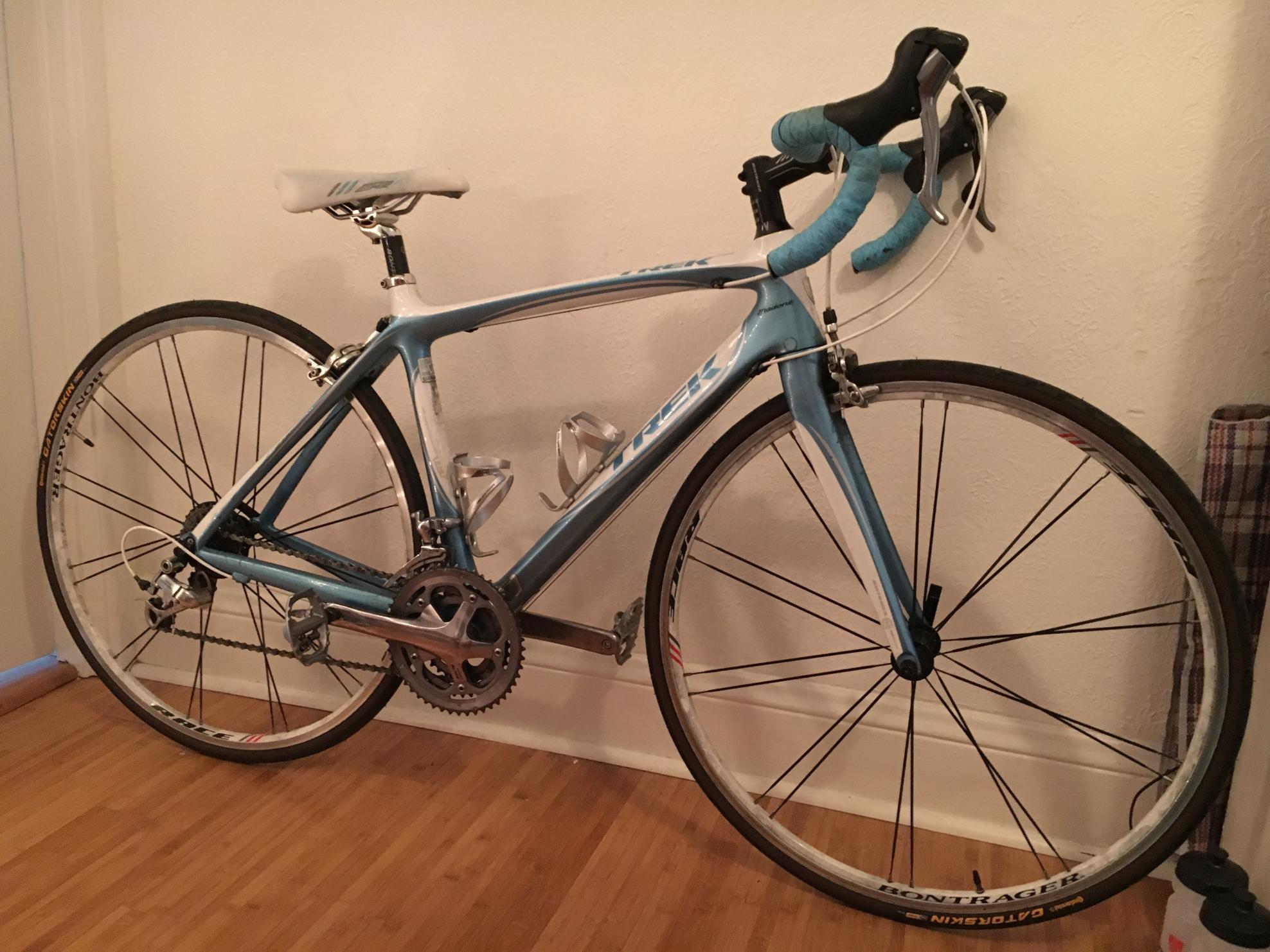 Trek Madrone 4.5 Blue and White