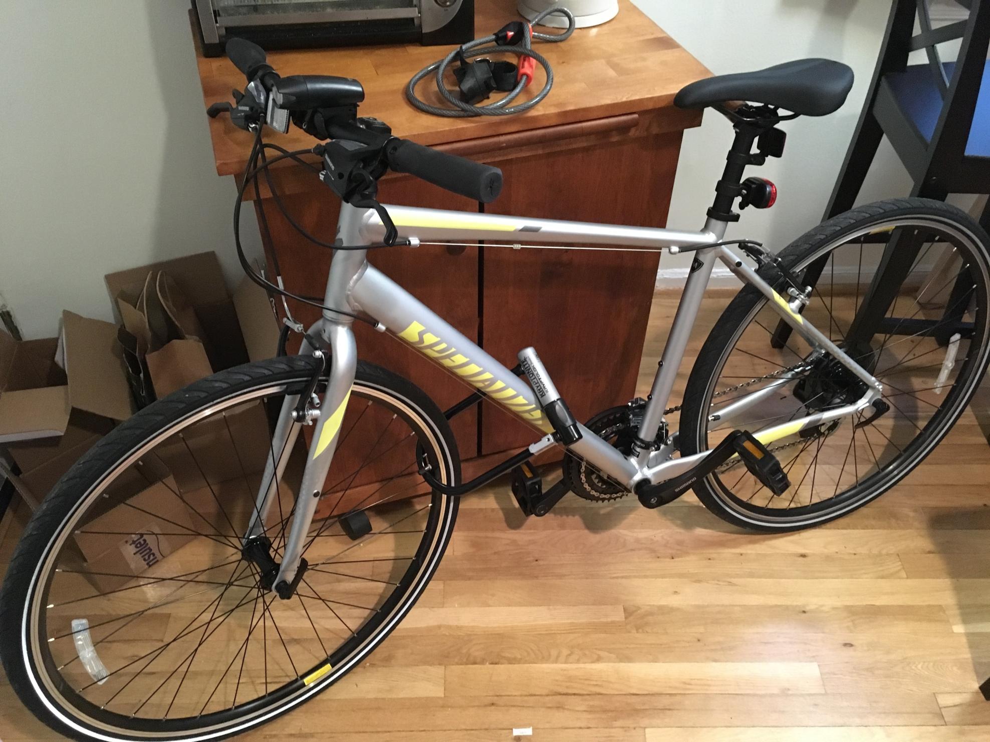 2016 Specialized Sirrus Silver or Gray