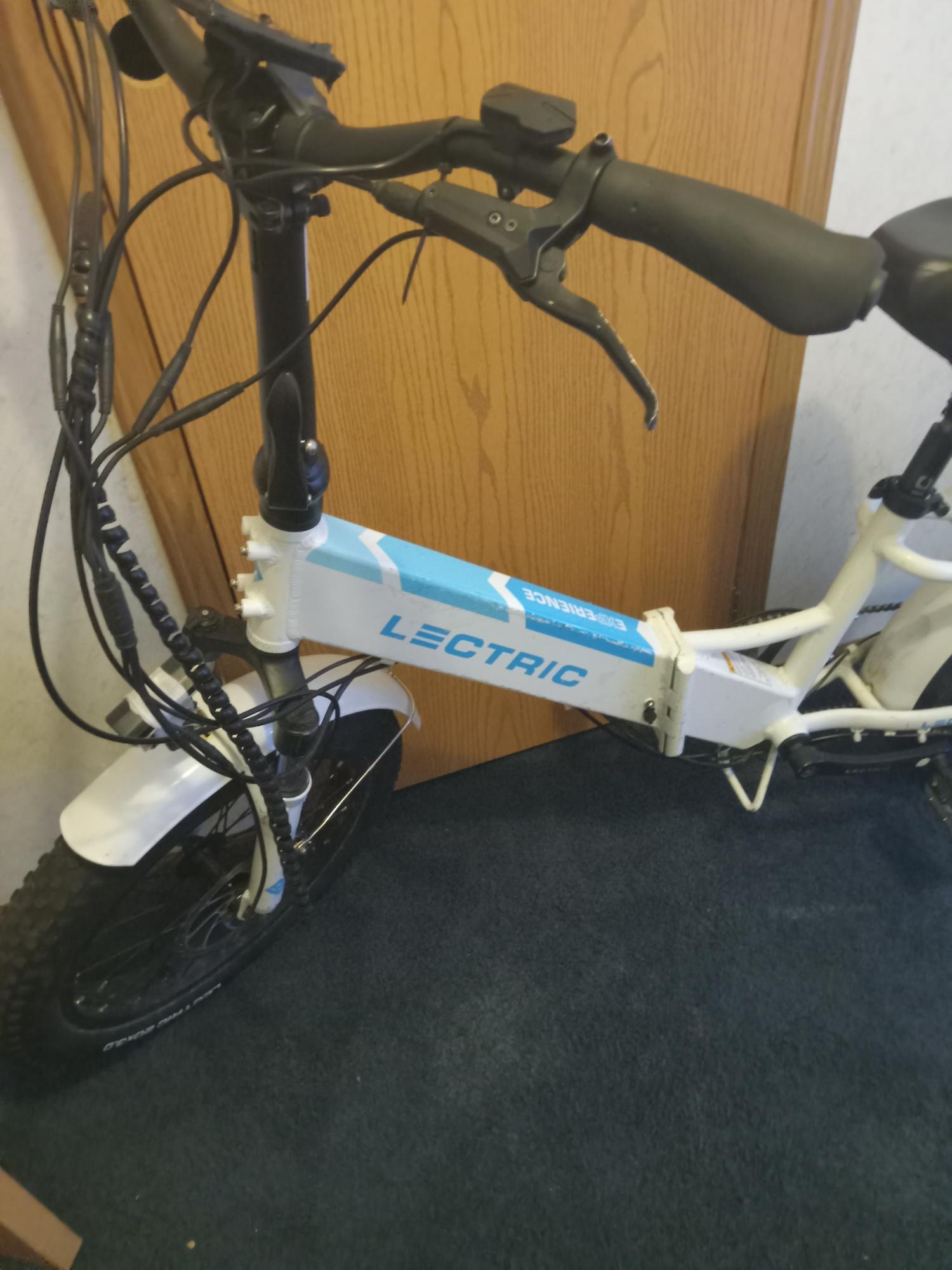 2024 Lectric eBikes White