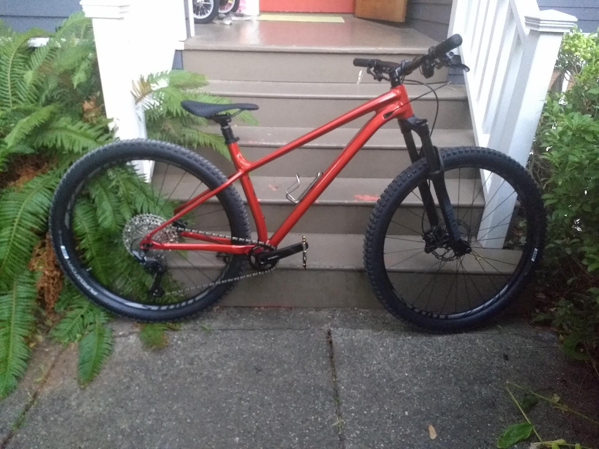 2021 Specialized Fuse Red