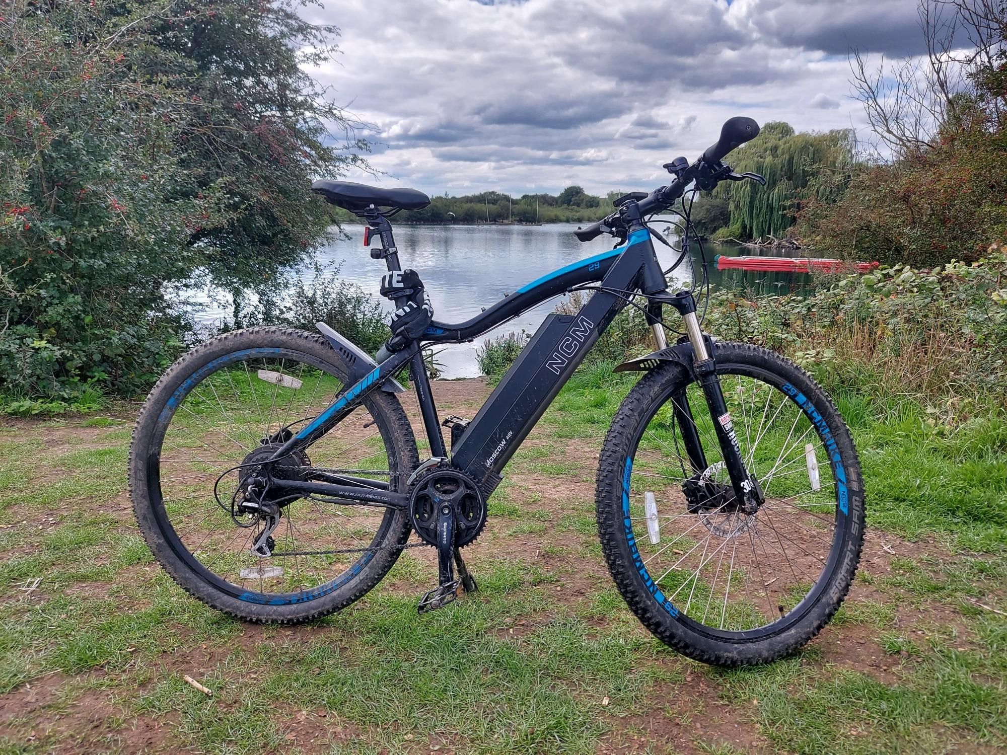 2019 NCM eBikes Hmi9h30381 Black and Blue