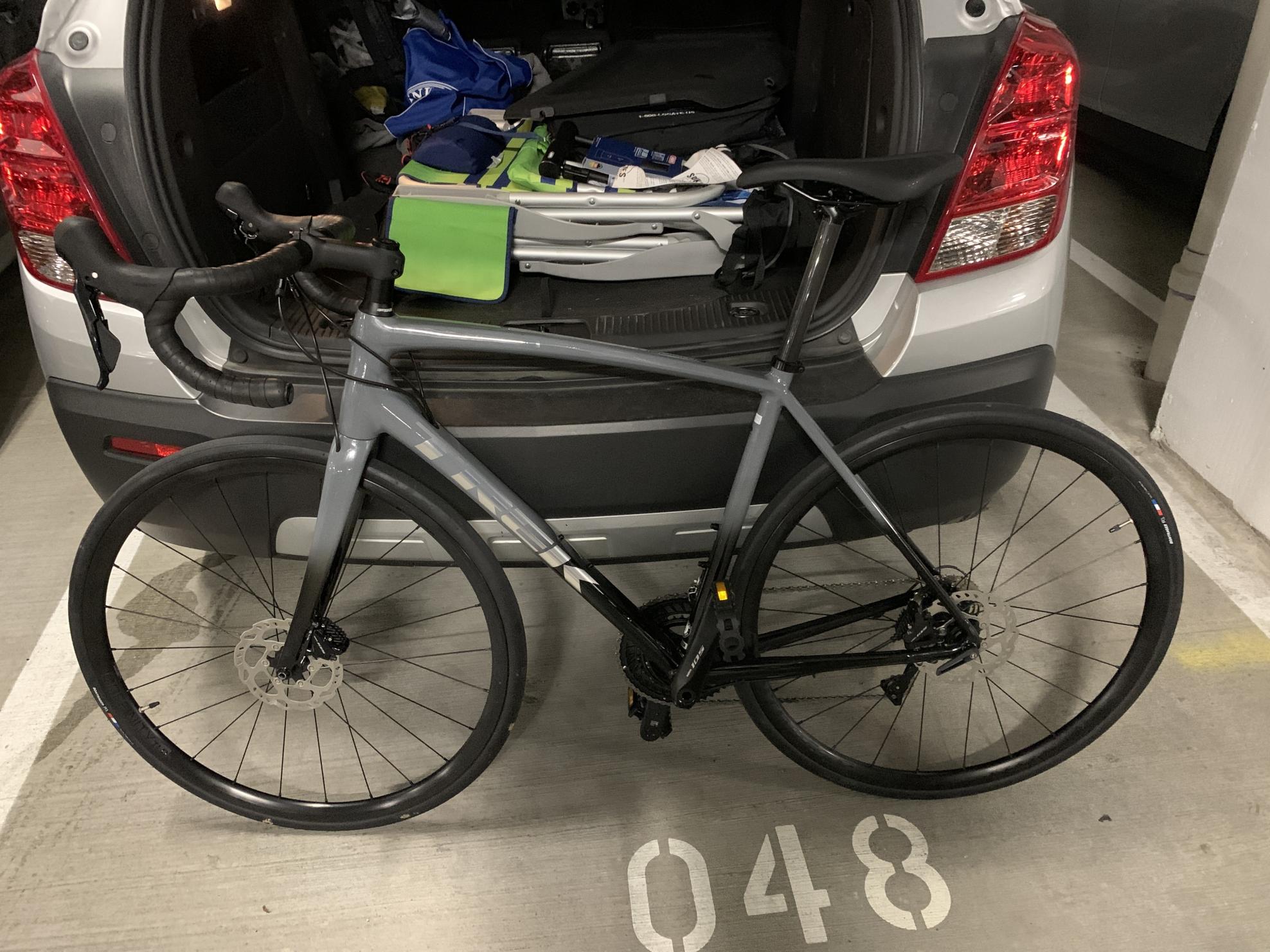 2020 Trek ALR 5 Silver, gray or bare metal and Black