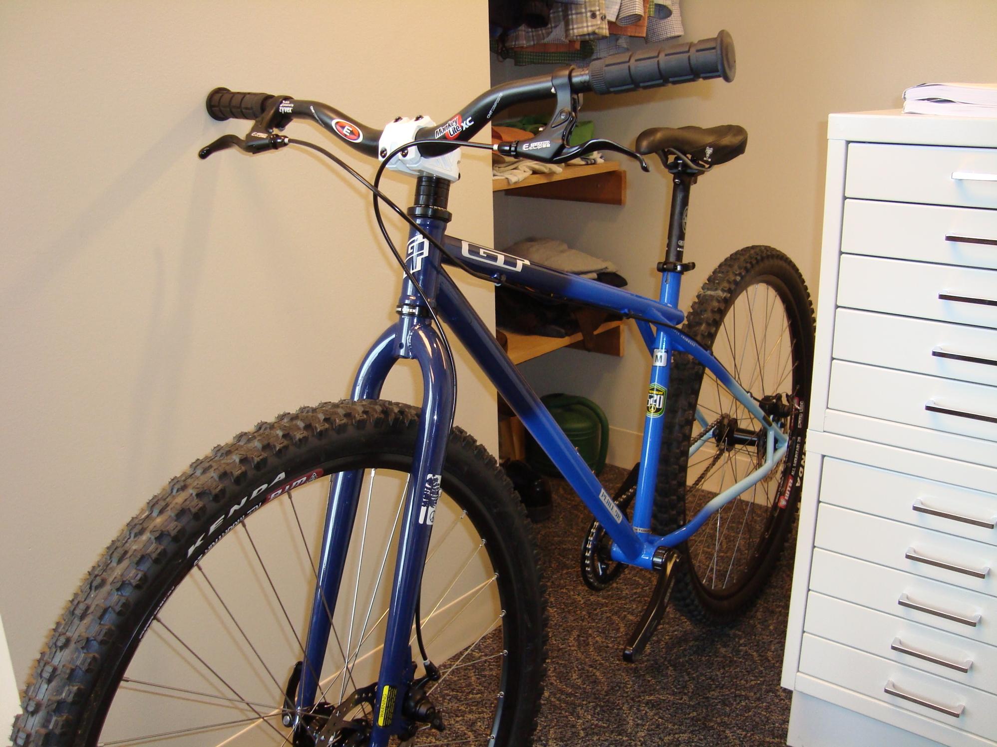 2009 GT Bicycles Peace 9r Single Speed  Blue