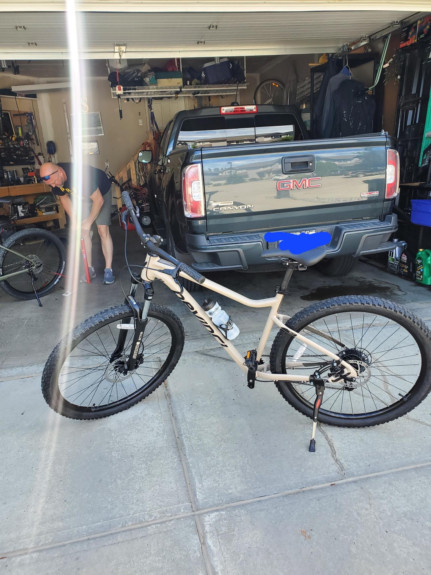 2022 Devinci Riff Altus 9S - Tan Large Brown