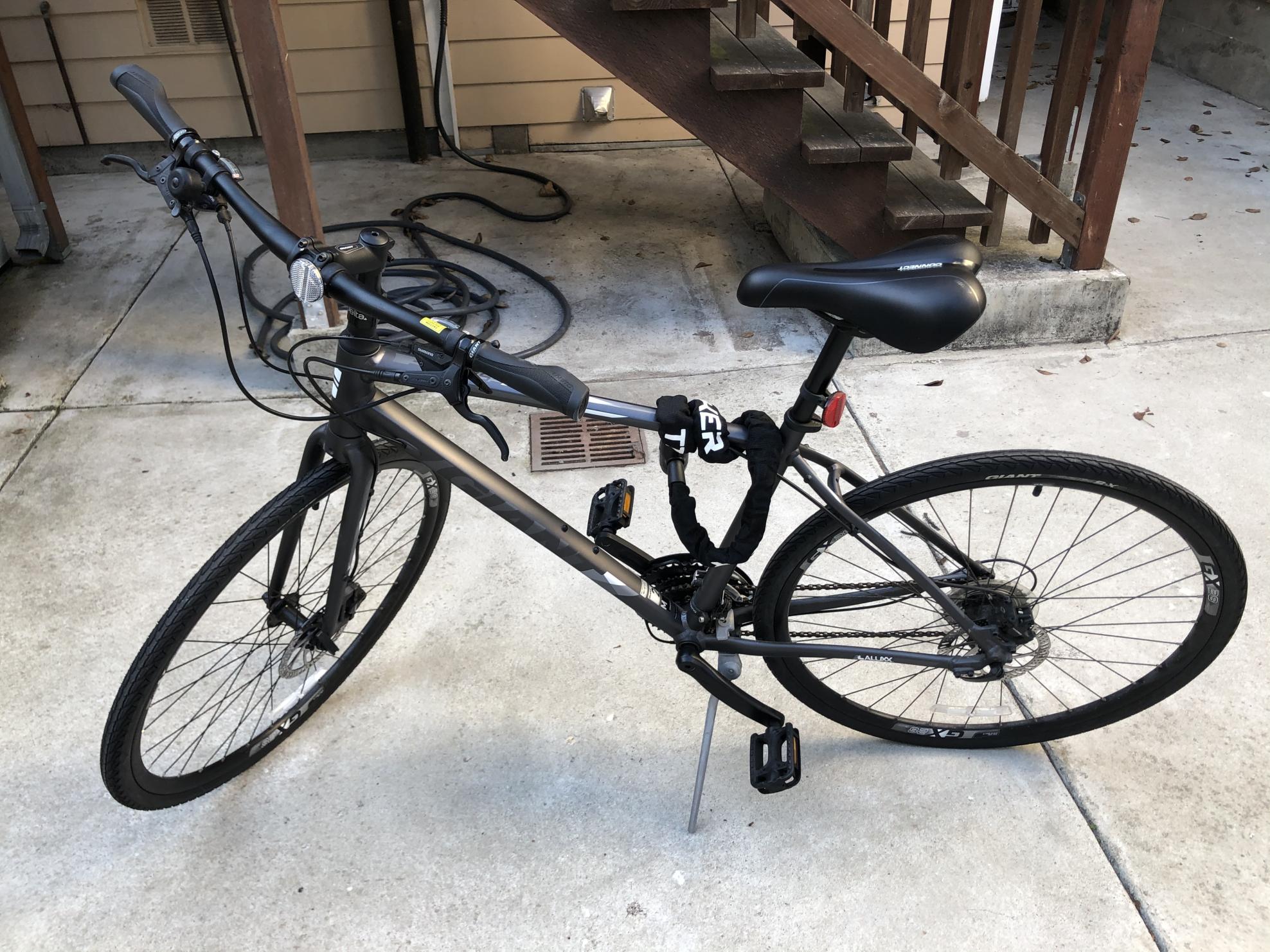 Giant Escape 2 Black