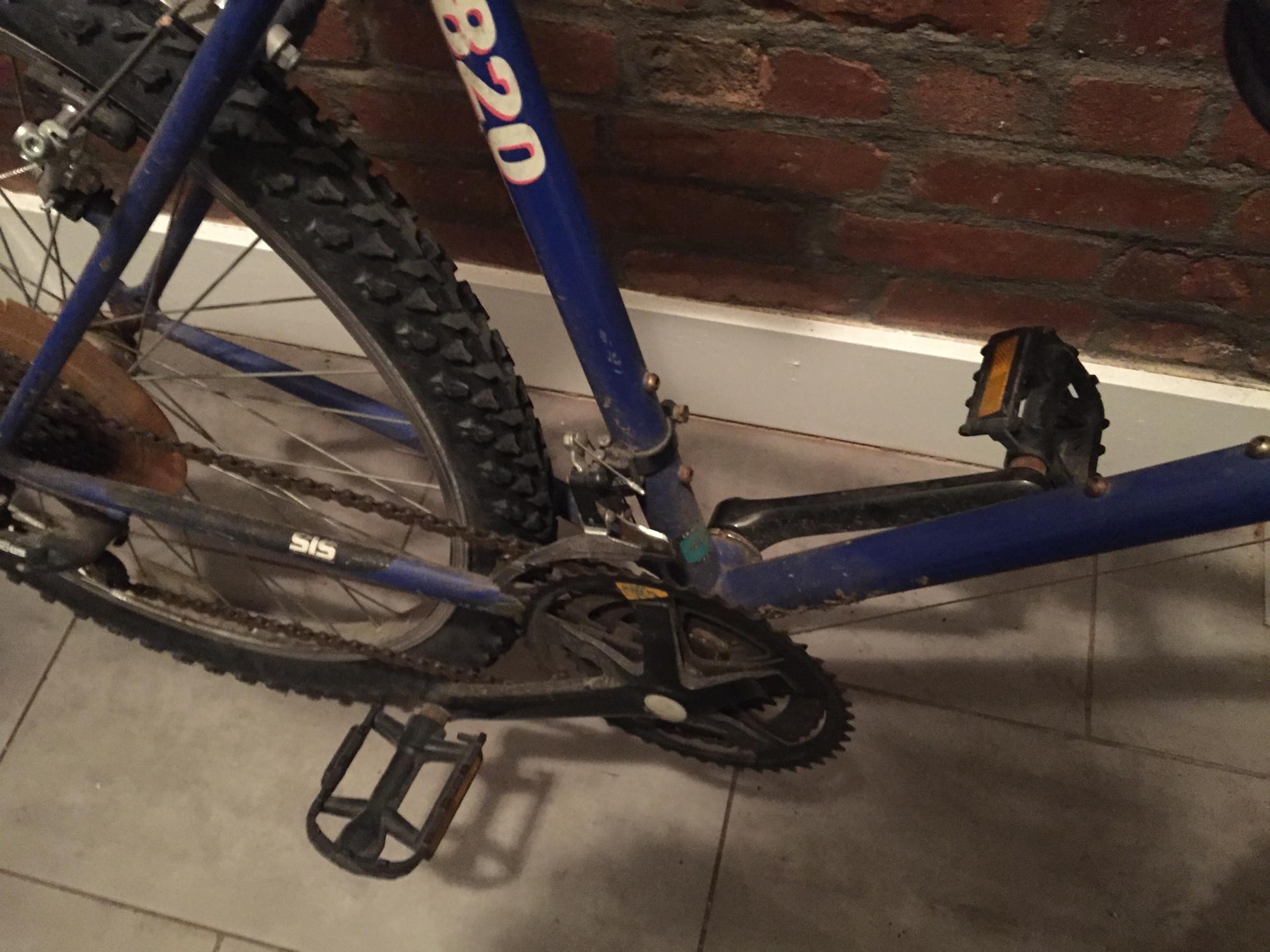 Trek 820 Blue