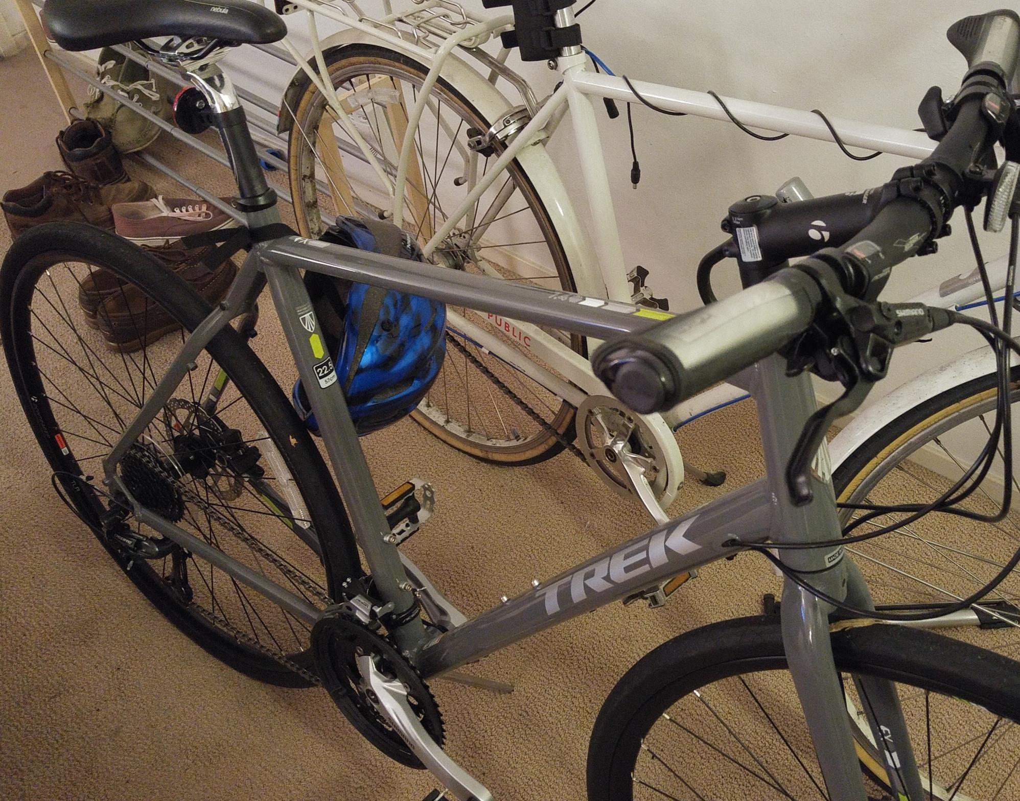 2015 Trek 7.4 FX DISC Silver or Gray