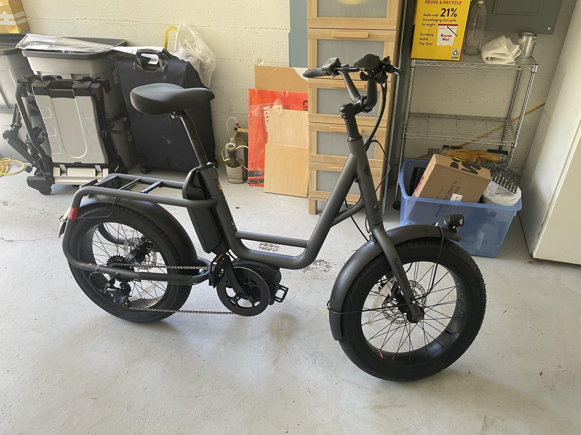 2023 Benno Remi Demi Black