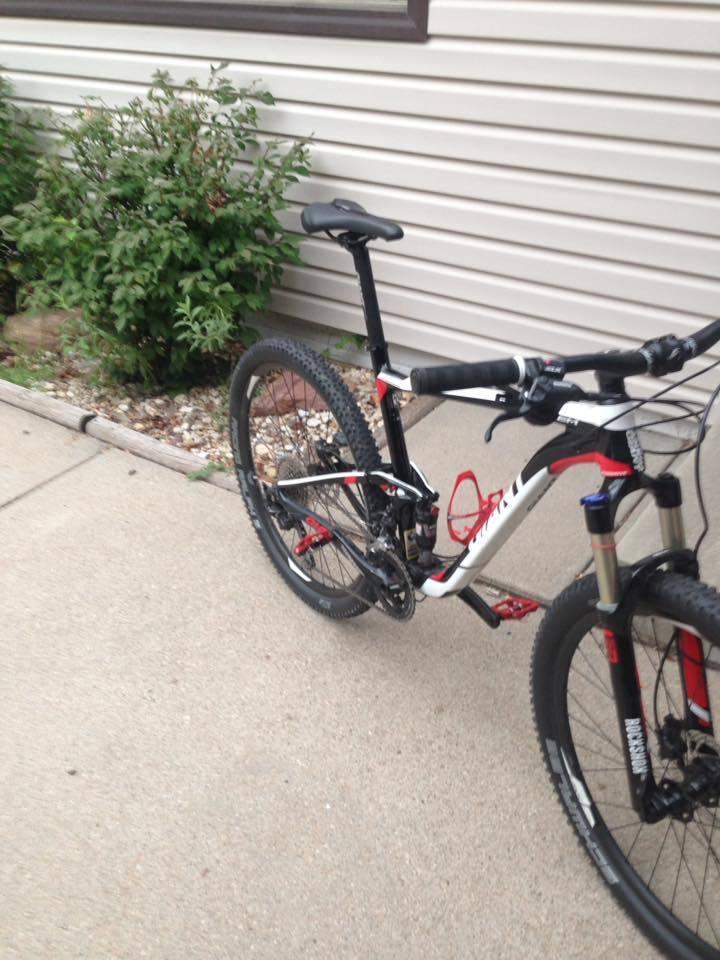 2014 Giant Anthem White, Black, and Red